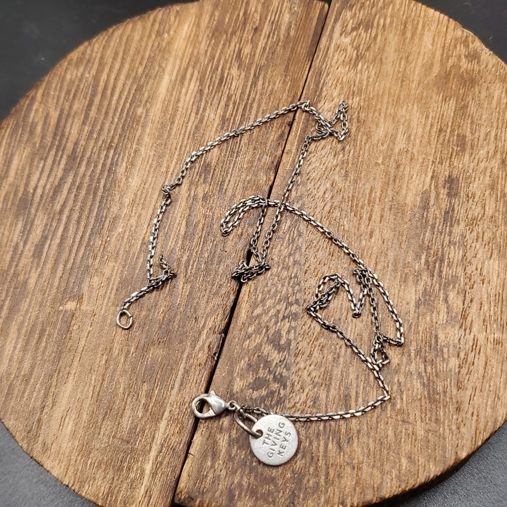 The giving keys‎ necklace N3428